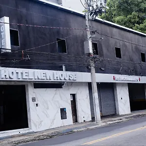 Hotel New House